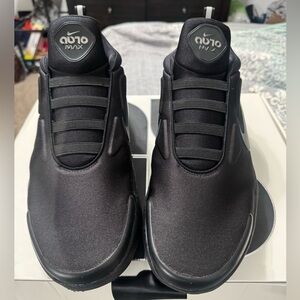 Nike Black Auto Max Sneakers